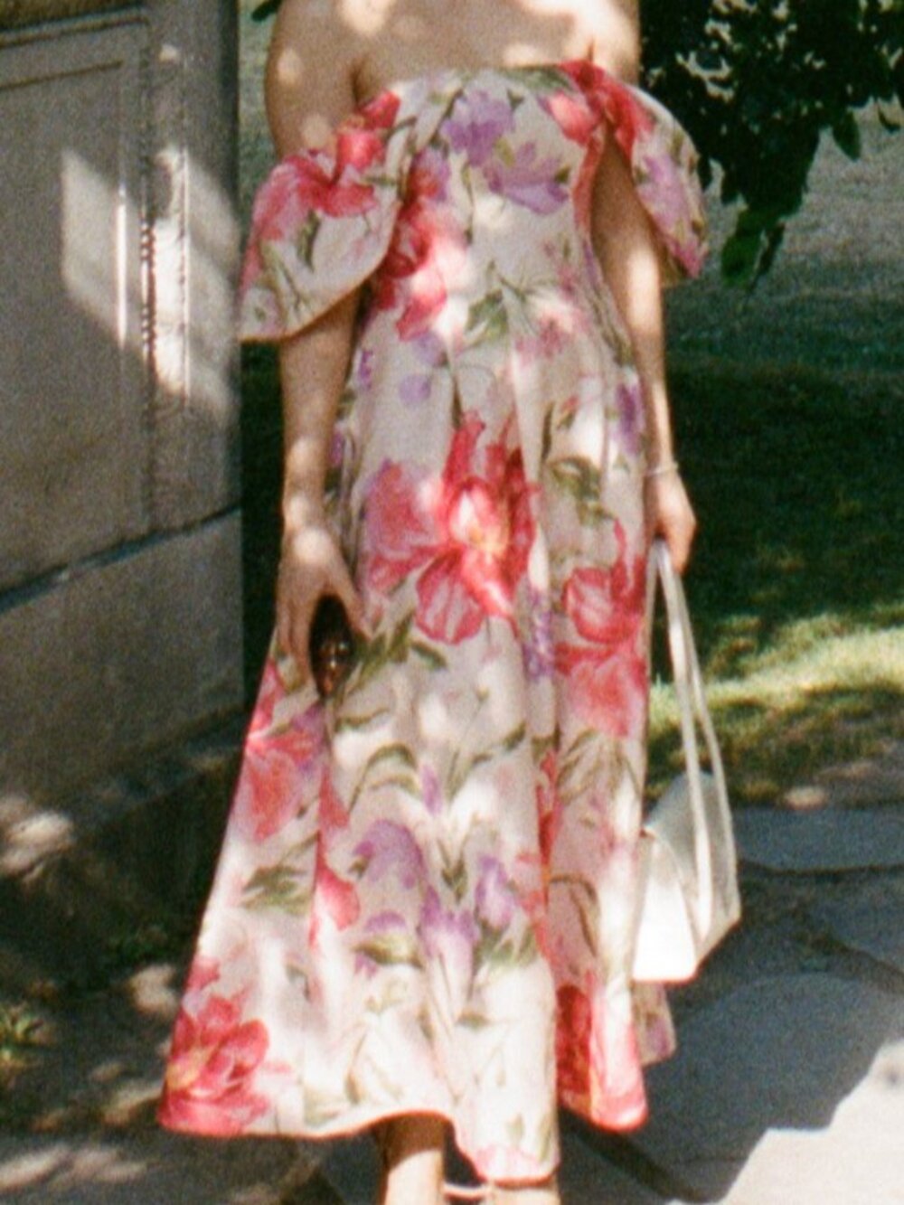 EVERNEW Janie Floral Off Shoulder Puff Sleeve Midi Dress - Size 4 - Picture 6 of 6
